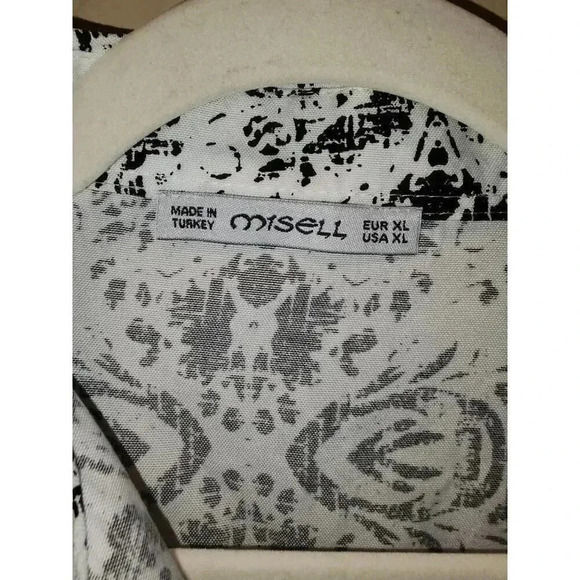 Misell Black and White Top - Picture 2 of 6